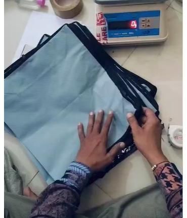 Saree Cover - Solid Non Woven Saree Cover for Wardrobe (Pack of 6)